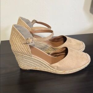 H&M Beige Espadrille Wedge Shoes